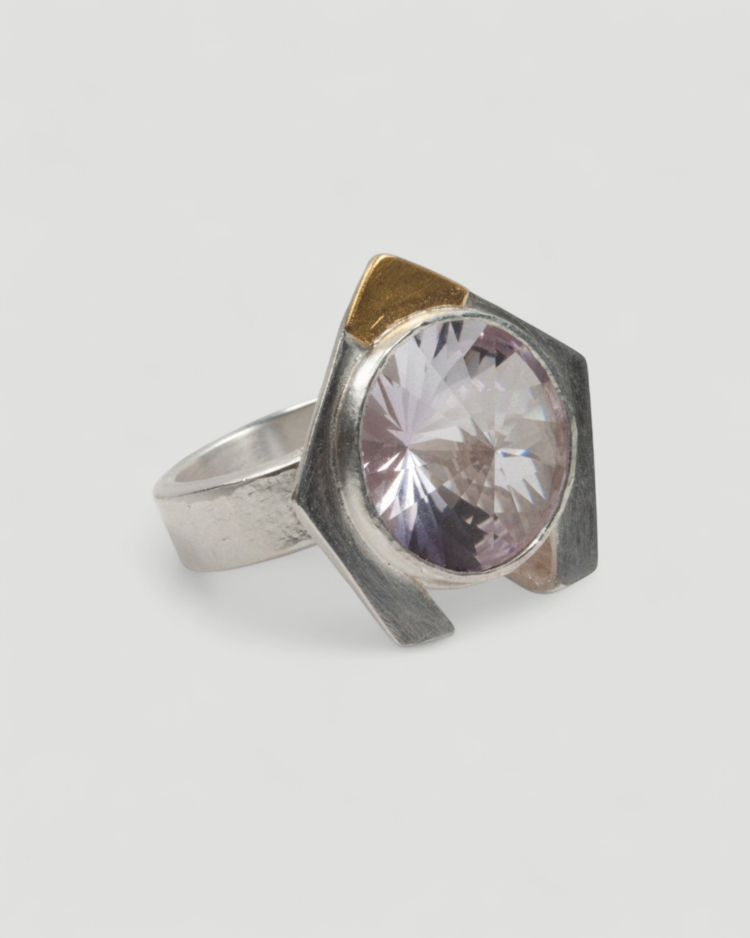 Großer 925 Silberring mit fliederfarbenen Amethyst - Goldschmiede Krack