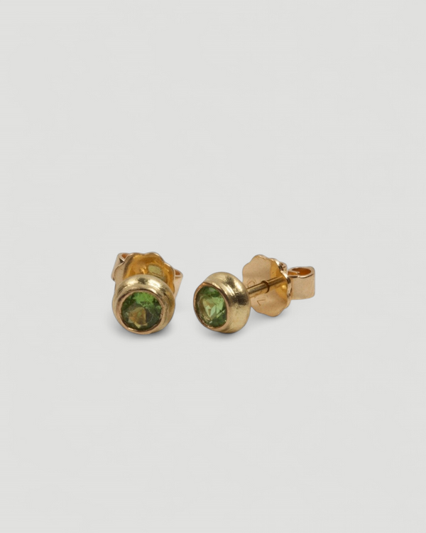 Klassische 750 Goldohrstecker mit Edelsteinen - Goldschmiede Krack