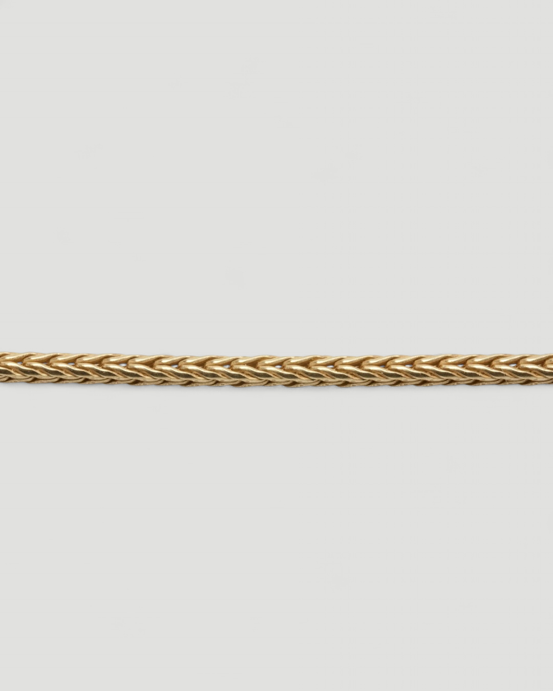Großer 750 Goldanhänger mit leuchtendem Mandarin-Granat und passender 750 Goldkette - Goldschmiede Krack