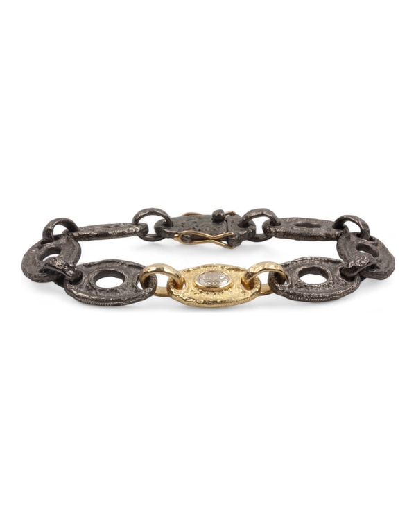 Bicolor Armband mit ovalem Diamant 0,67 ct - River - GIA-Zertifikat - Goldschmiede Krack - Trauringe & Unikatschmuck aus Deidesheim