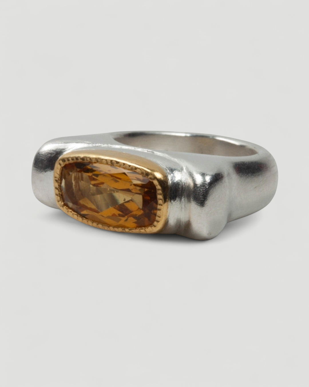 Bicolor 925 Silberring mit facettiertem Goldberyll - Goldschmiede Krack