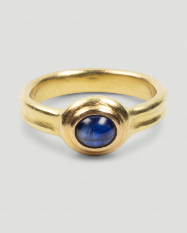 750 Goldring mit blauem Saphir (1.16 ct) - Goldschmiede Krack