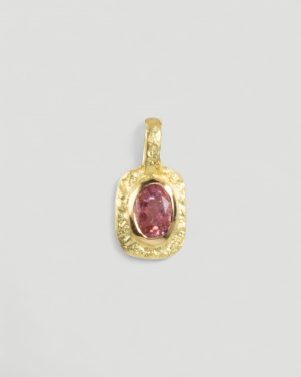 Organisch-eckiger 750 Goldanhänger mit pinkem Turmalin (0.91 ct)