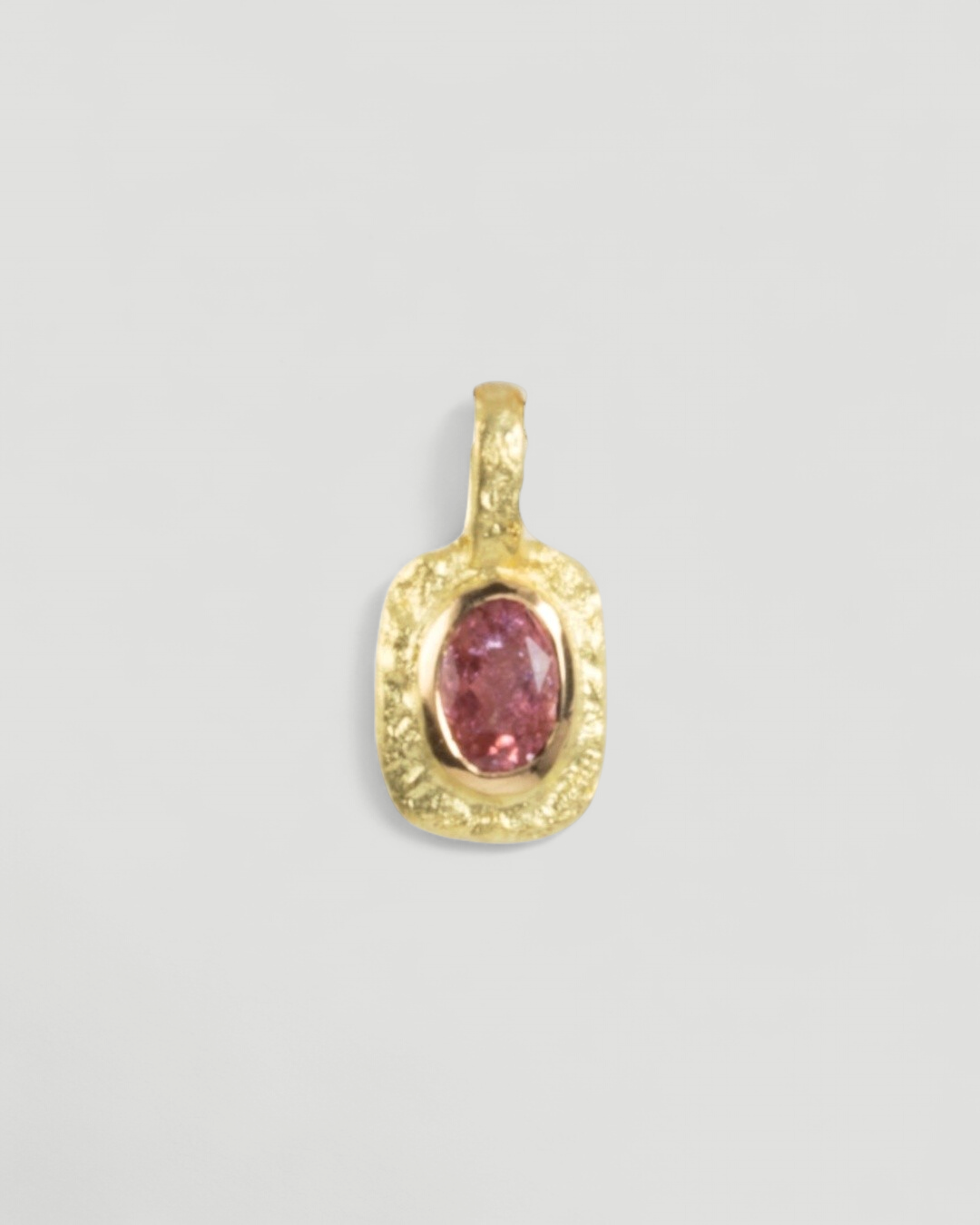 Organisch-eckiger 750 Goldanhänger mit pinkem Turmalin (0.91 ct) mit passender Goldkette - Goldschmiede Krack