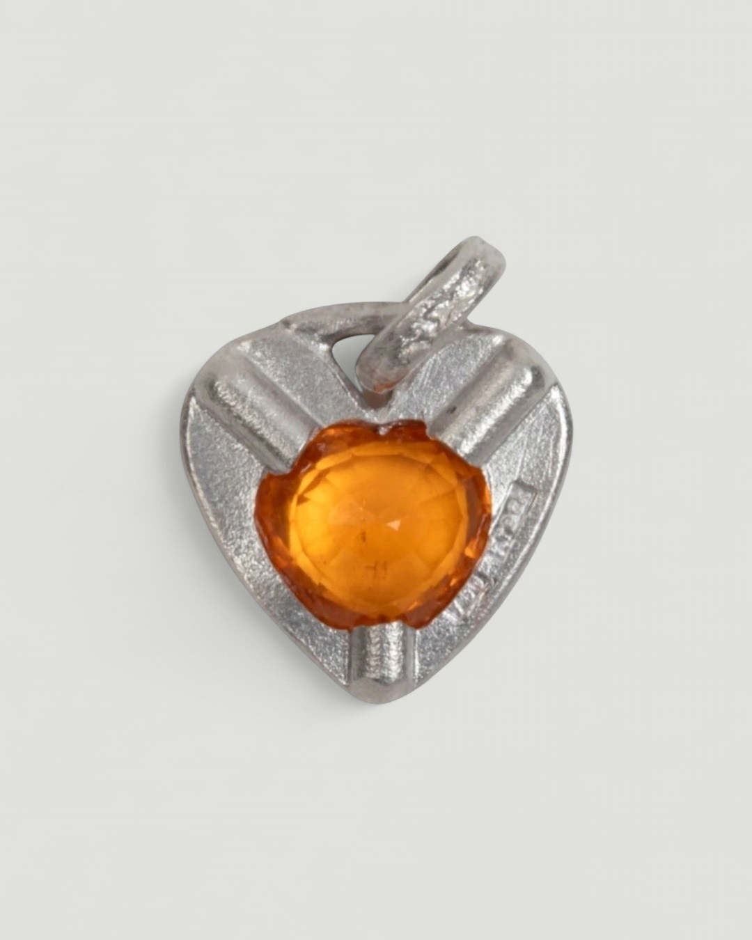 750 Weißgoldherz-Palladium mit herzförmigen Mandarin-Granat (2.62 ct) - Goldschmiede Krack
