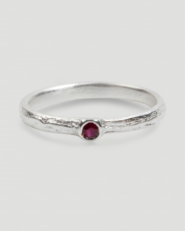 Bark 925 Silberring mit rotem Rubin (0,08 ct)