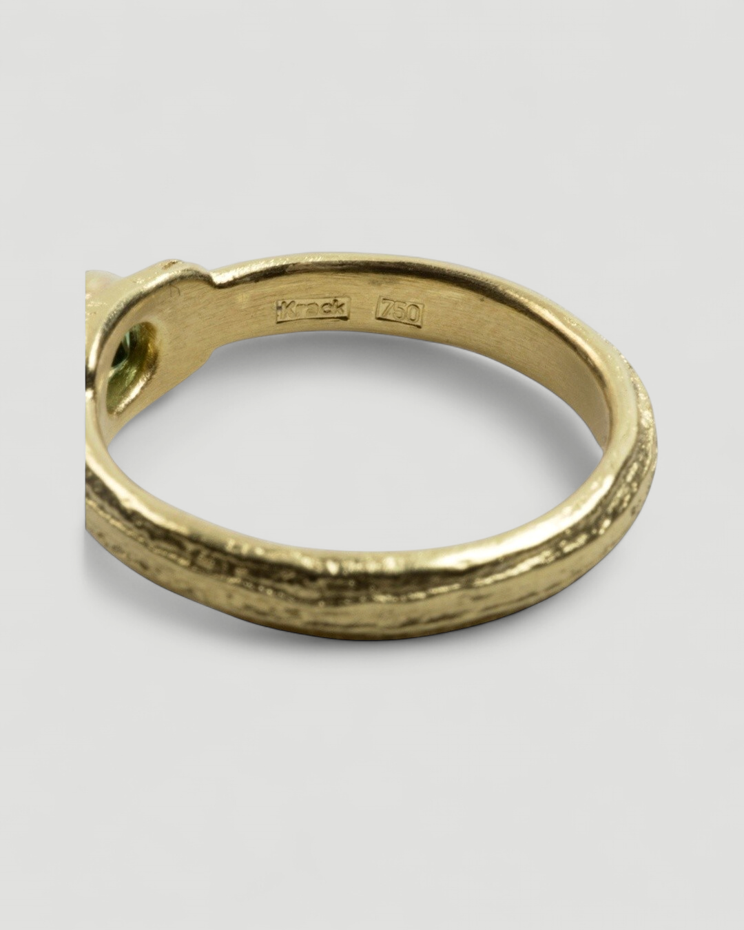 Zierlicher 750 Gelbgold Ring mit Tsavorit (0,46 ct) - Goldschmiede Krack