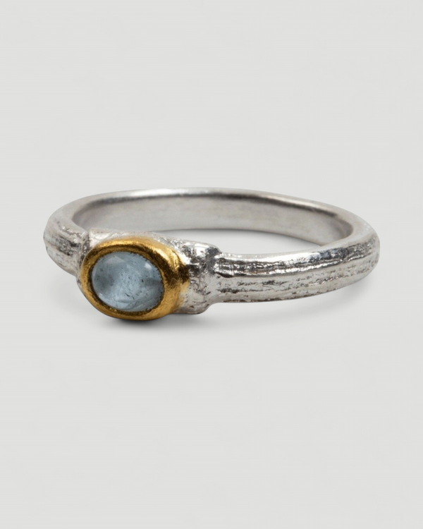 925 Silberring mit blauem Aquamarin (0,45 ct) und 999 Feingold-Fassung - Goldschmiede Krack