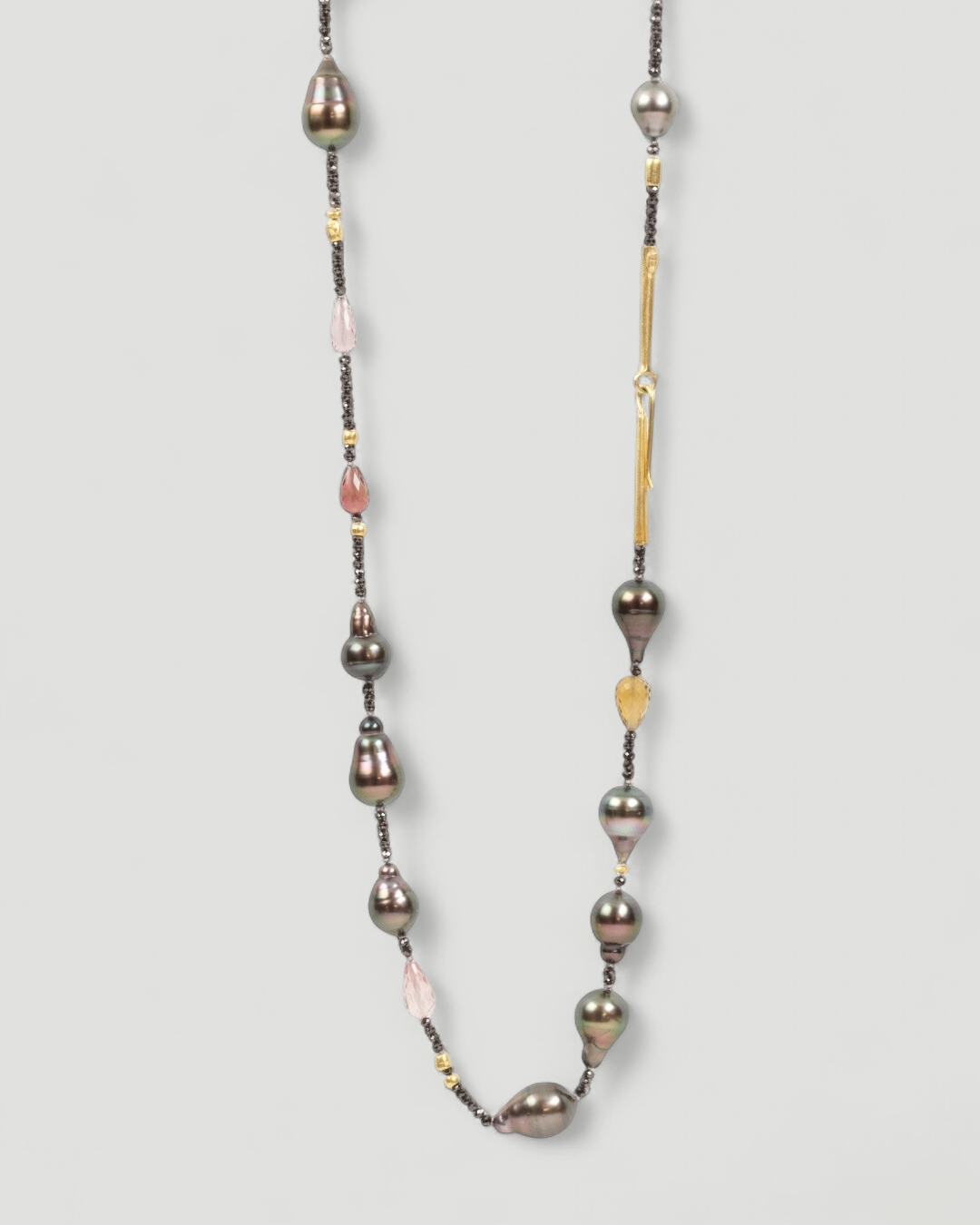 Tahiti-Perlenkette mit Turmalin und schwarzen Diamanten, 750 Gold - Goldschmiede Krack