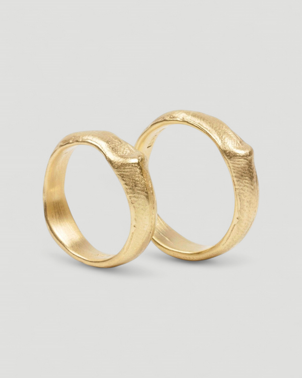 Organische 750 Gold Trauringe