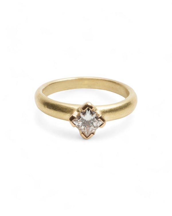 750 Gelbgoldring mit 0,54 ct Princess Diamant