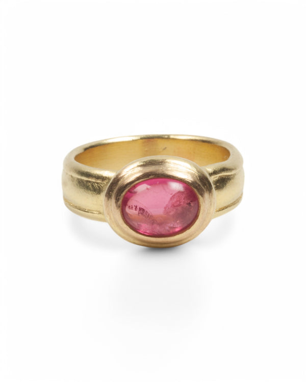 750 Goldring mit himbeer-rotem Spinell