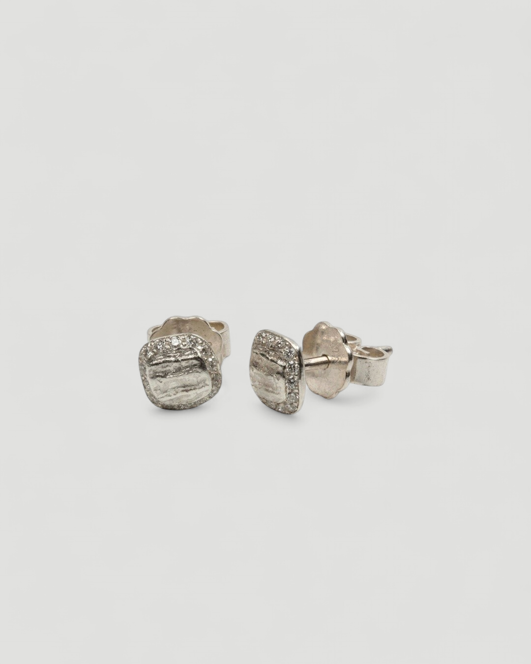 Ohrstecker mit Struktur - 6 mm - Goldschmiede Krack