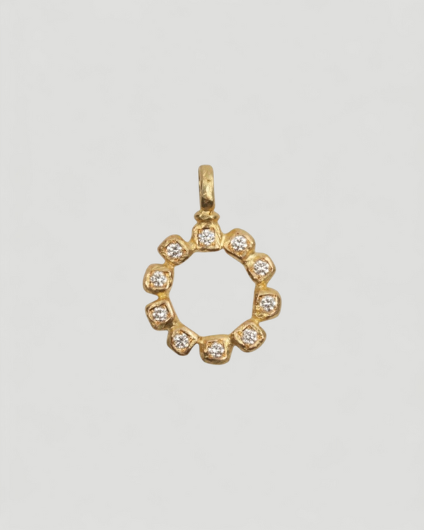 Zarter Kreis-Anhänger aus 750 Gold mit Brillanten - Goldschmiede Krack