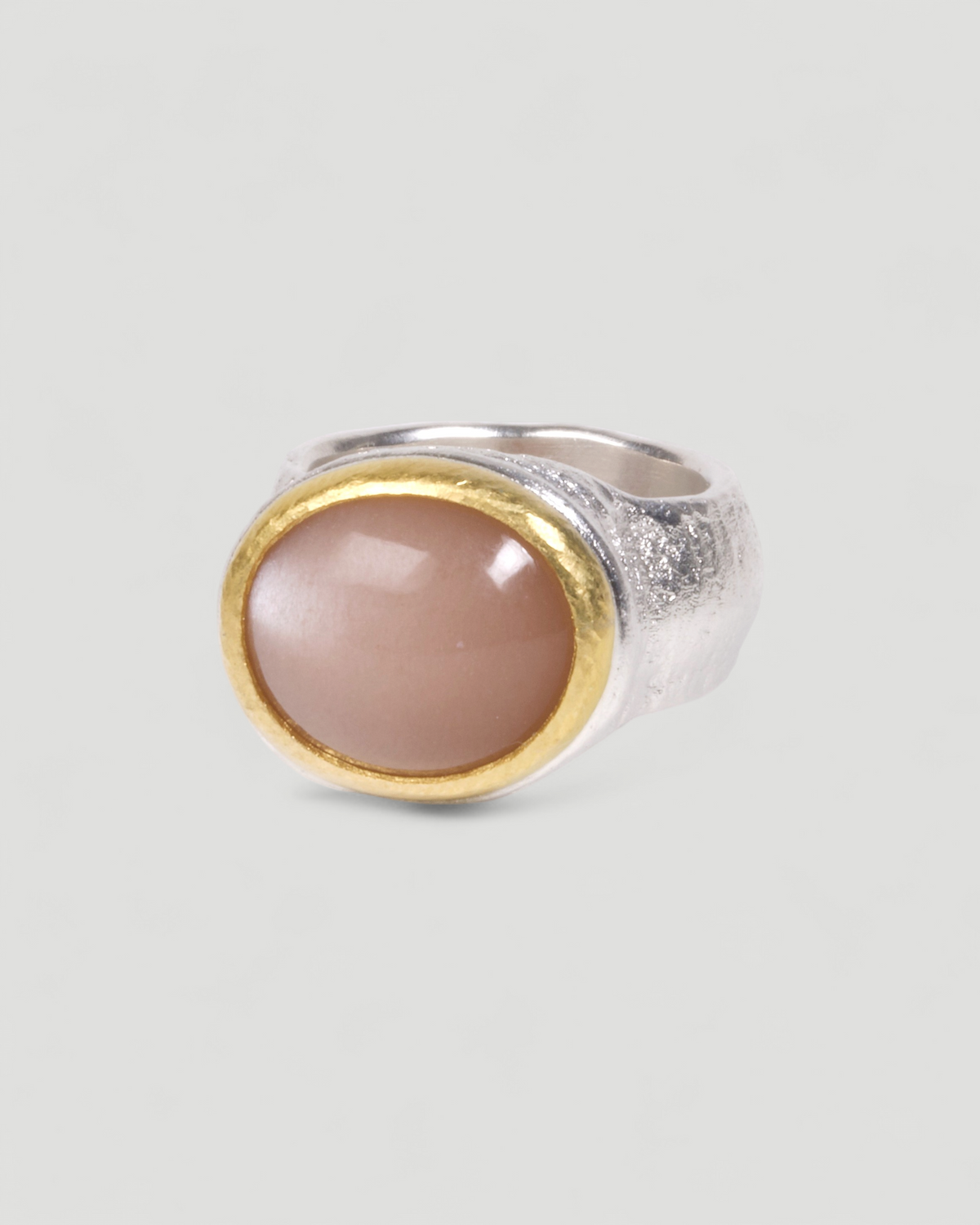 925 Silberring mit braunem Mondstein, Draufsicht auf den Cabochon