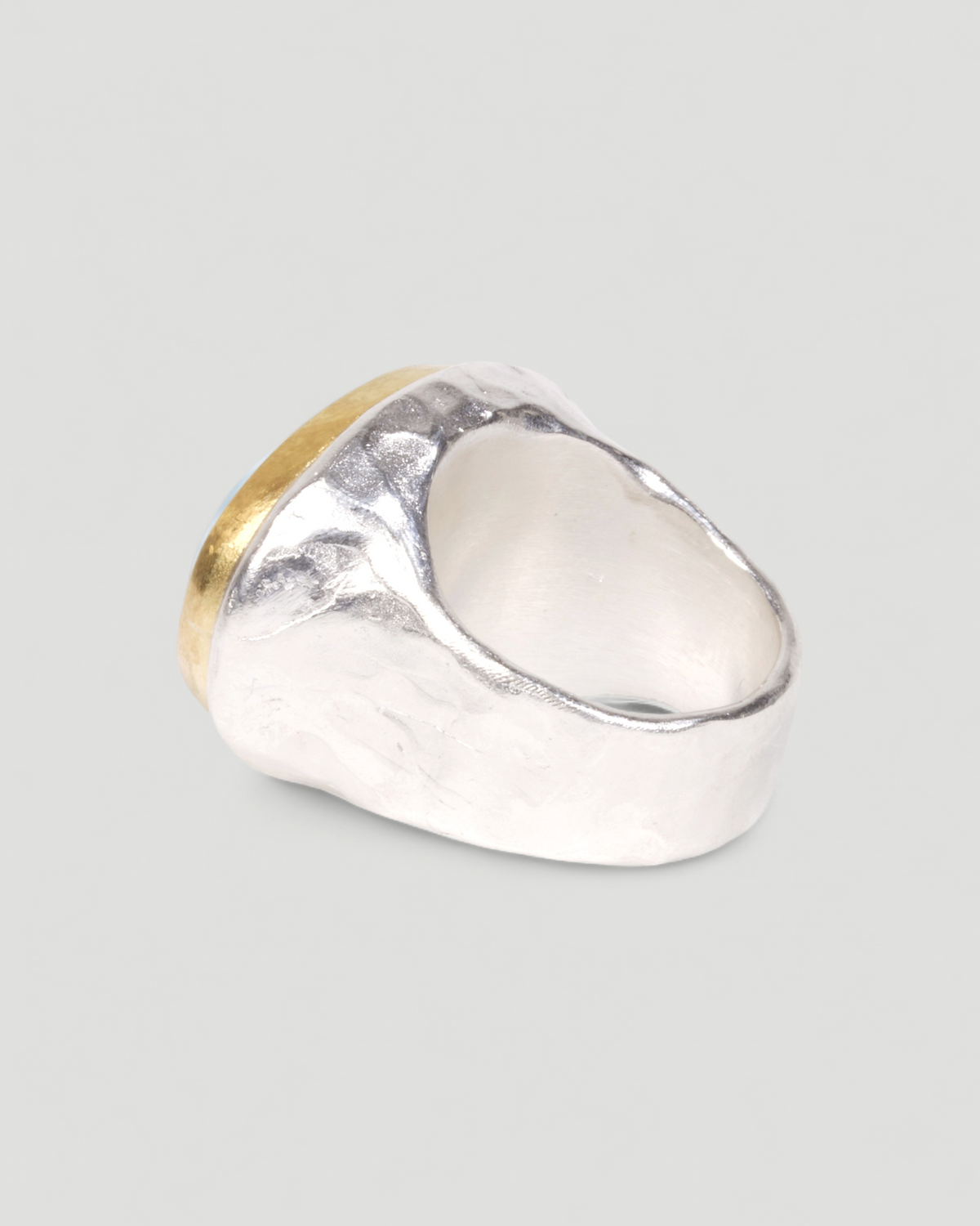 925 Silberring mit Larimar, Rückansicht mit Blick in die Ringschiene