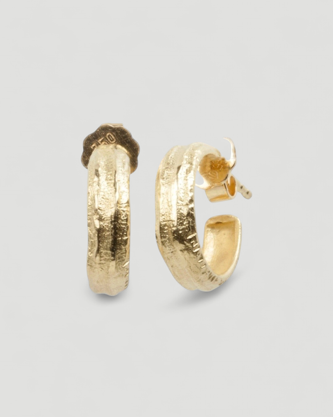 750 Goldcreolen mit Tarmac Struktur Ø 15 - 30 mm - Goldschmiede Krack