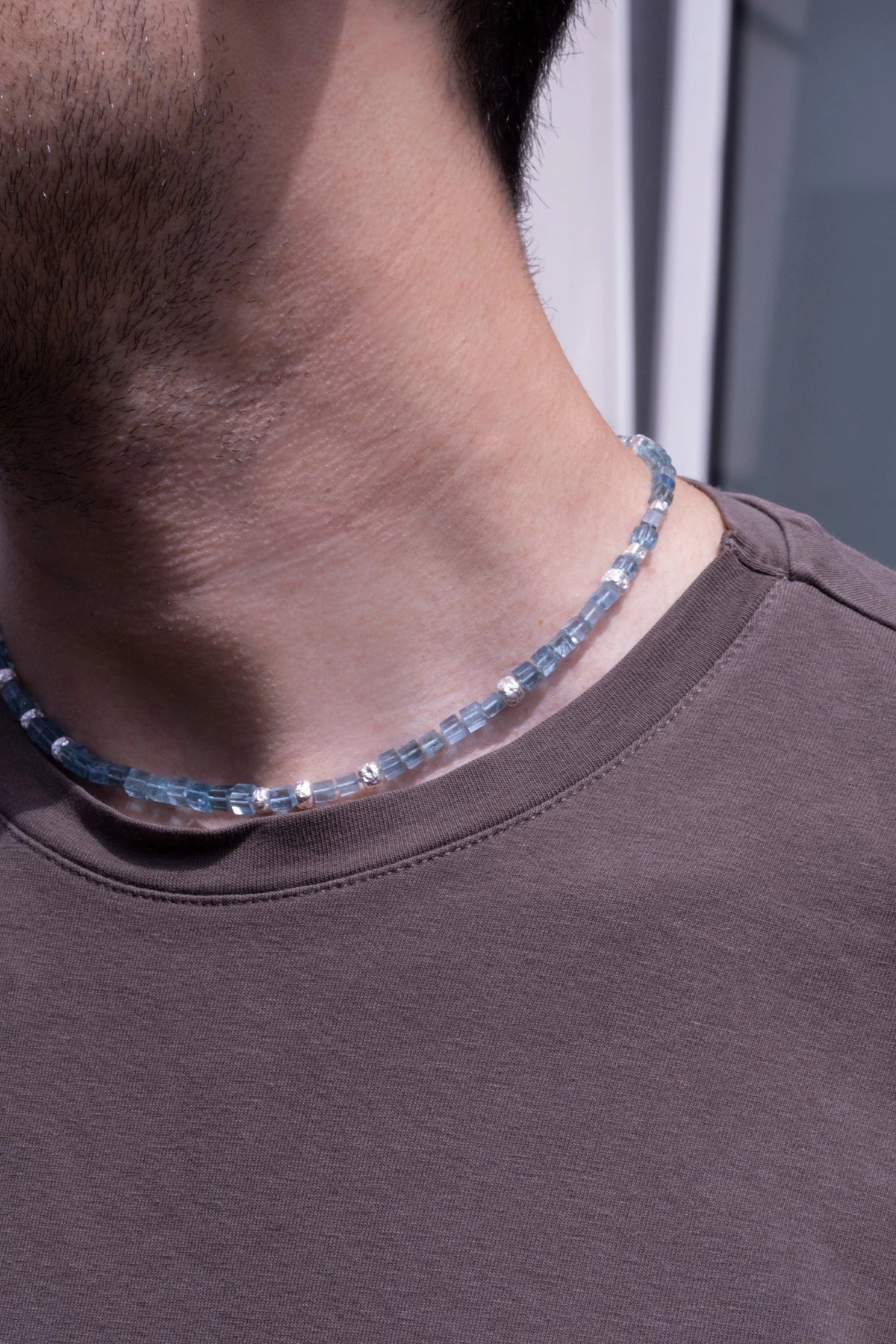 Aquamarinkette (44 ct) mit 925 Silberwürfeln und Kastenschloss