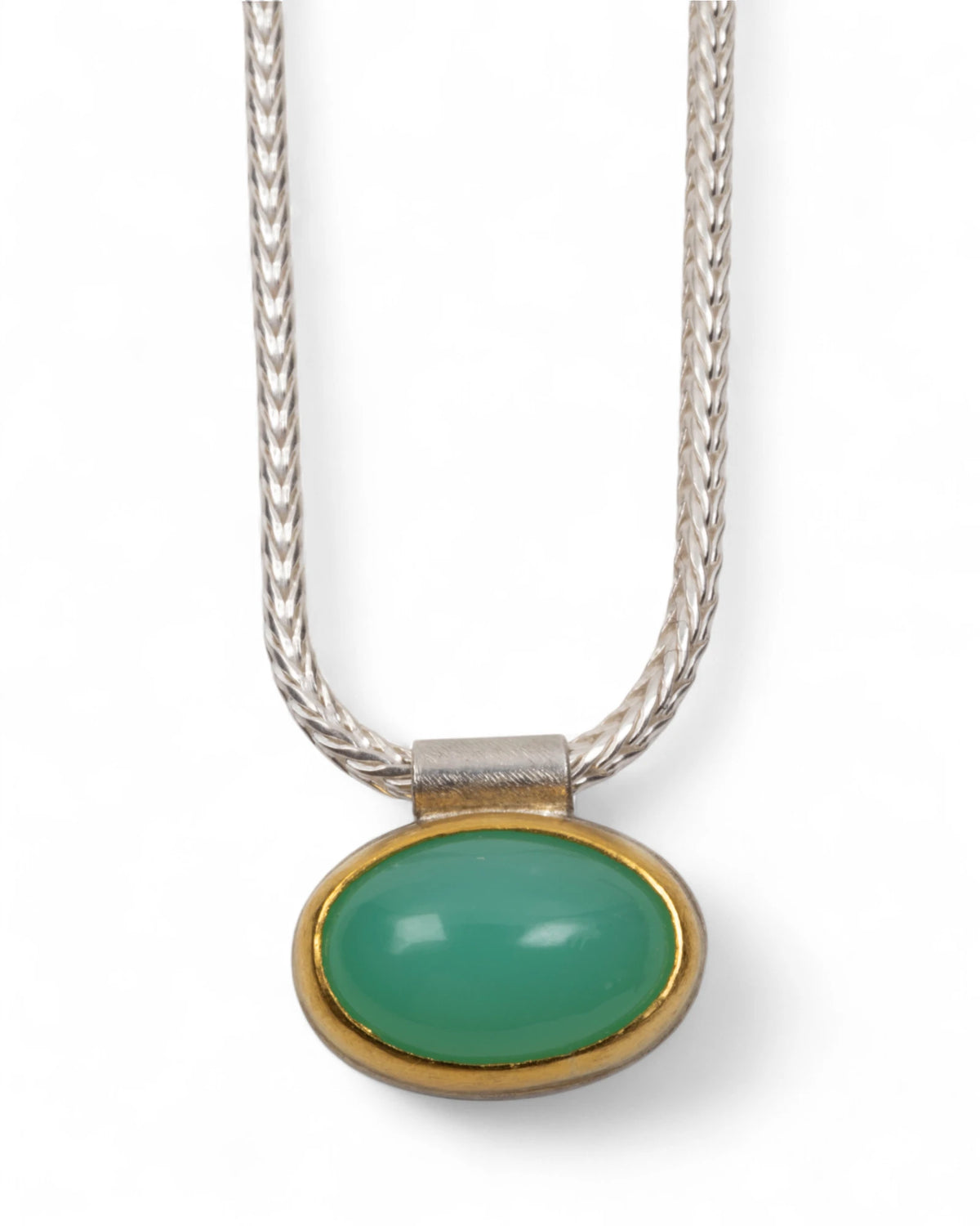 Chrysopras-Anhänger (10.30 ct) in 999 Gold & 925 Silber mit Silberkette - Goldschmiede Krack - Trauringe & Unikatschmuck aus Deidesheim