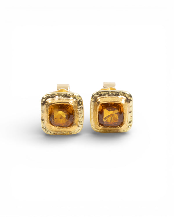 Kleine 750 Goldohrstecker mit orangenen Saphiren (1.5 ct) - Goldschmiede Krack - Trauringe & Unikatschmuck aus Deidesheim