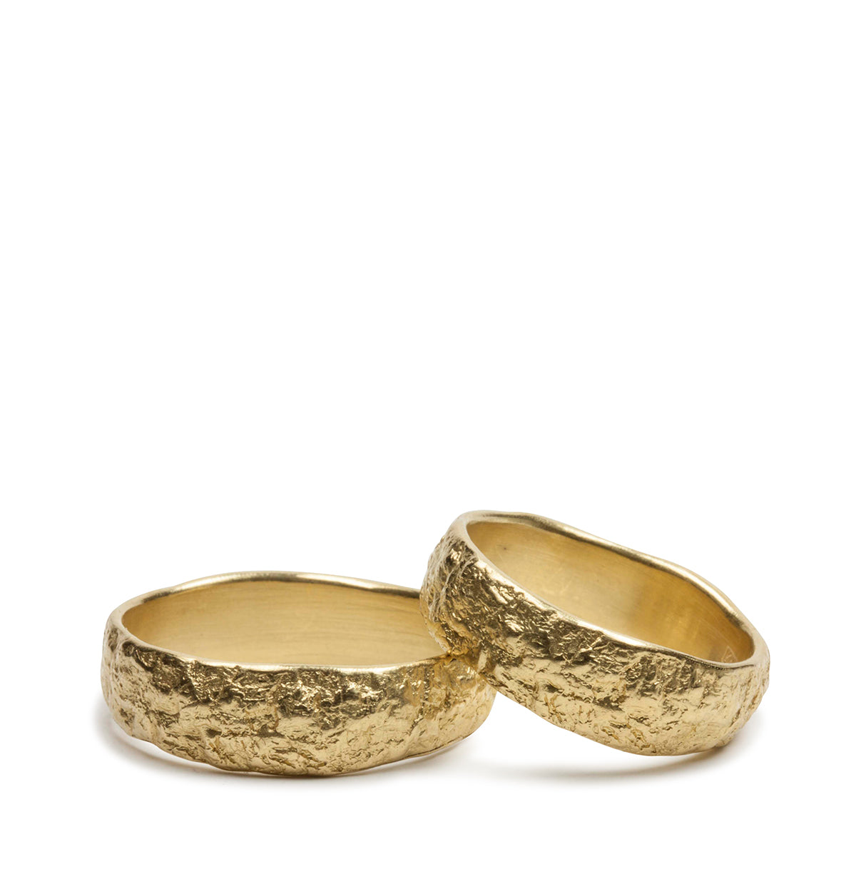 Gehämmerte 750 Gold Trauringe