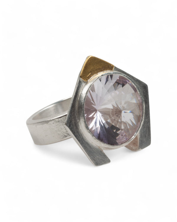 Großer 925 Silberring mit fliederfarbenen Amethyst - Goldschmiede Krack - Trauringe & Unikatschmuck aus Deidesheim