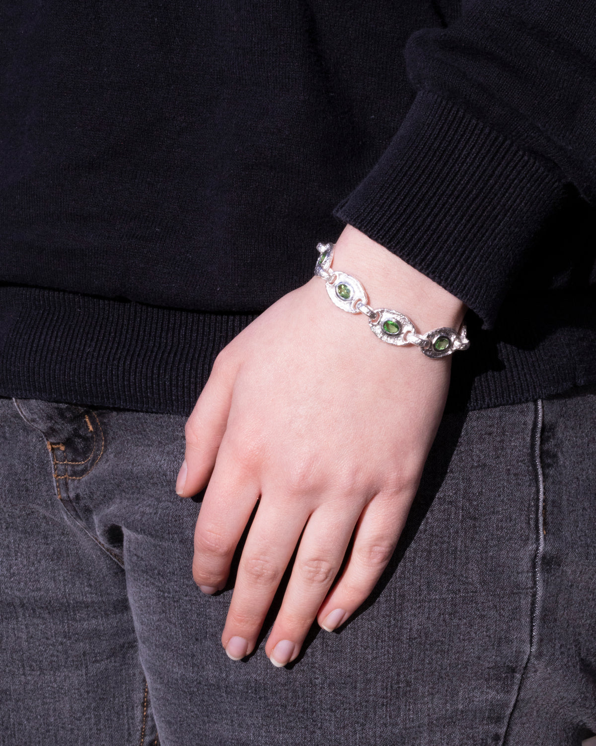 925 Silber Armband mit grünem Tsavorit (6,15 ct) und 750 Gold - Goldschmiede Krack - Trauringe & Unikatschmuck aus Deidesheim