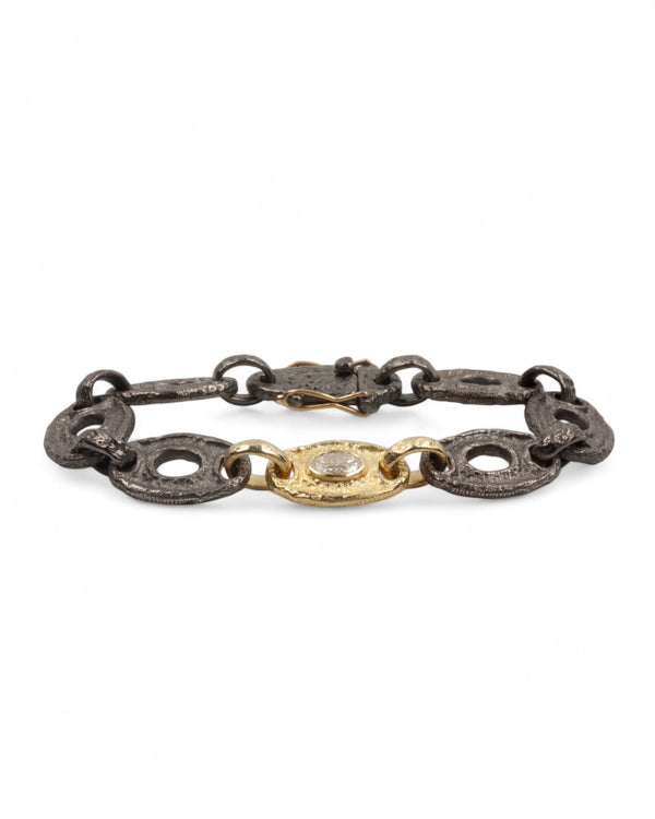 Bicolor Armband mit ovalem Diamant 0,67 ct - River - GIA-Zertifikat - Goldschmiede Krack - Trauringe & Unikatschmuck aus Deidesheim