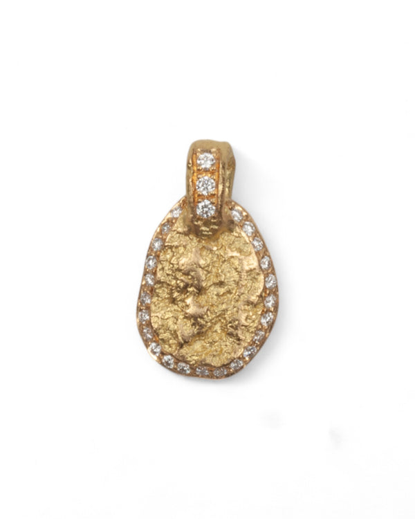 Anhänger mit Brillanten und "Nugget" Struktur - Goldschmiede Krack - Trauringe & Unikatschmuck aus Deidesheim
