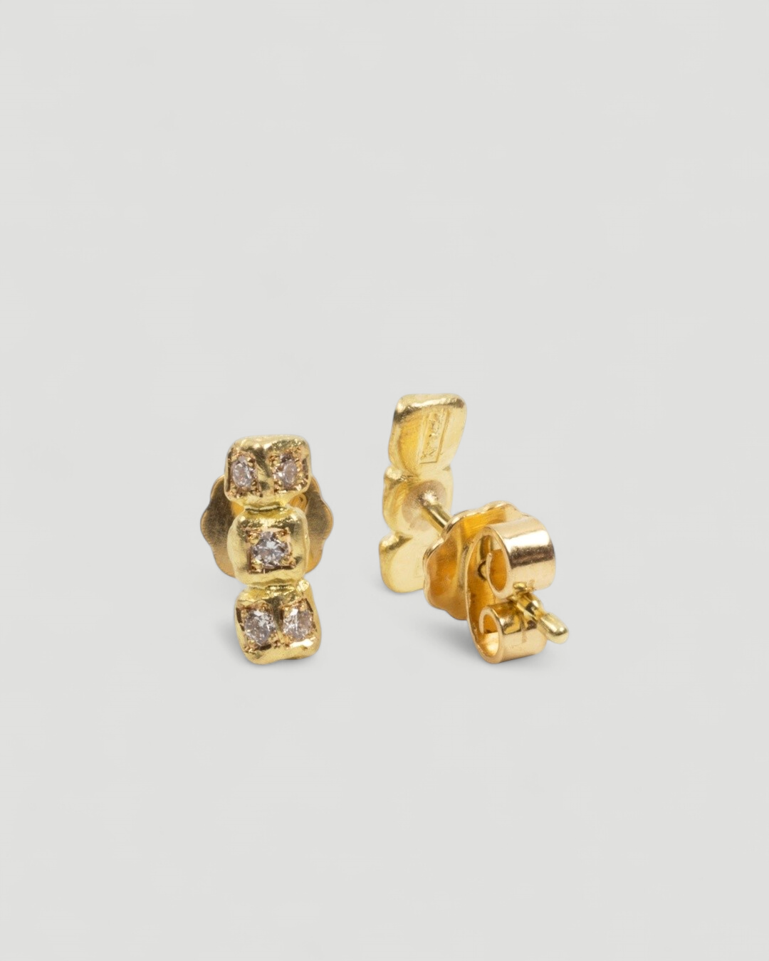 750 Gelbgold Ohrstecker mit 10 Lab-Grown Brillanten (0,20 ct) - Goldschmiede Krack