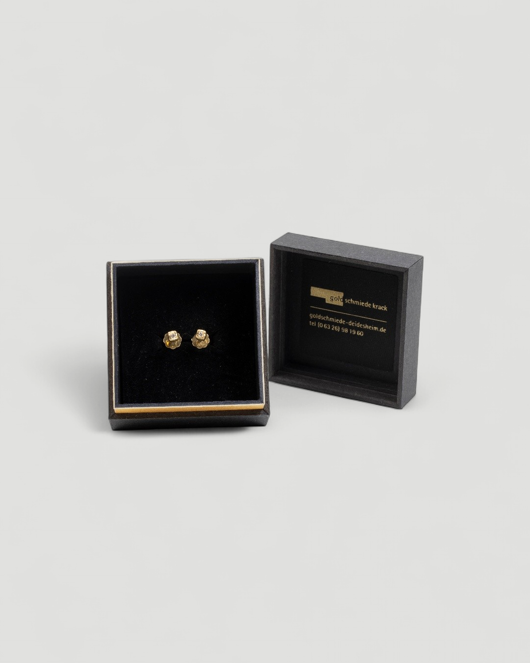 750 Goldohrstecker mit LGD Brillanten (0,02 ct) - Goldschmiede Krack