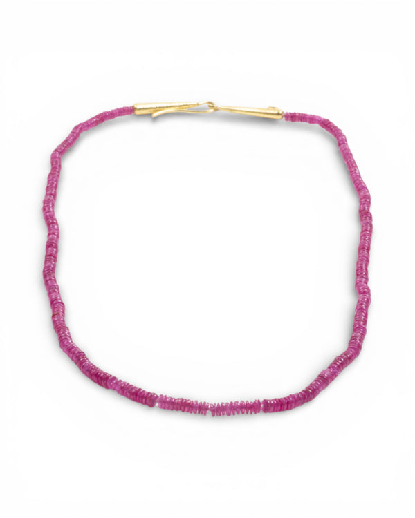 Rubin (65,80 ct) Halskette mit 750 Goldverschluss - Goldschmiede Krack - Trauringe & Unikatschmuck aus Deidesheim