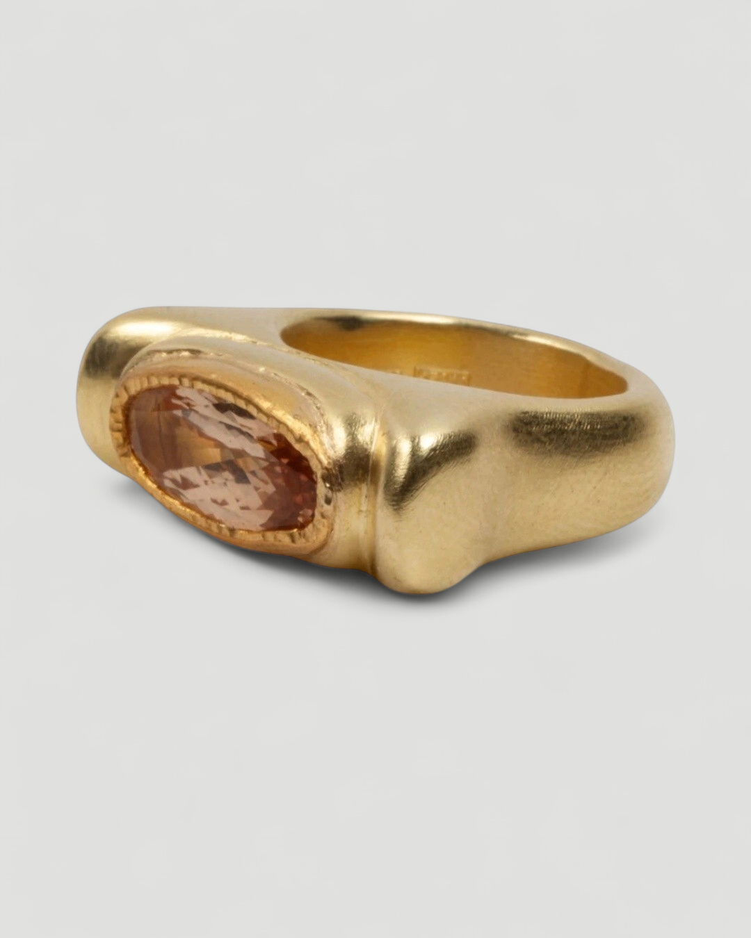 750 Goldring mit rosa Morganit (Beryll) - Goldschmiede Krack