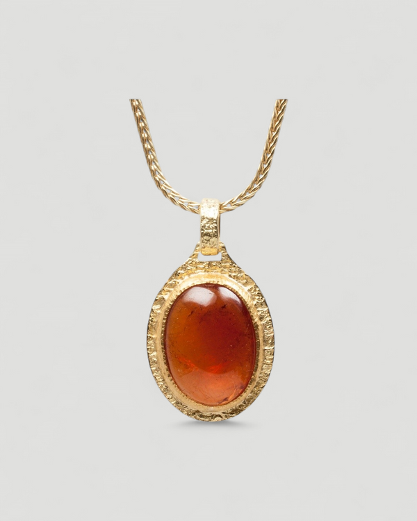 Großer 750 Goldanhänger mit leuchtendem Mandarin-Granat und passender 750 Goldkette