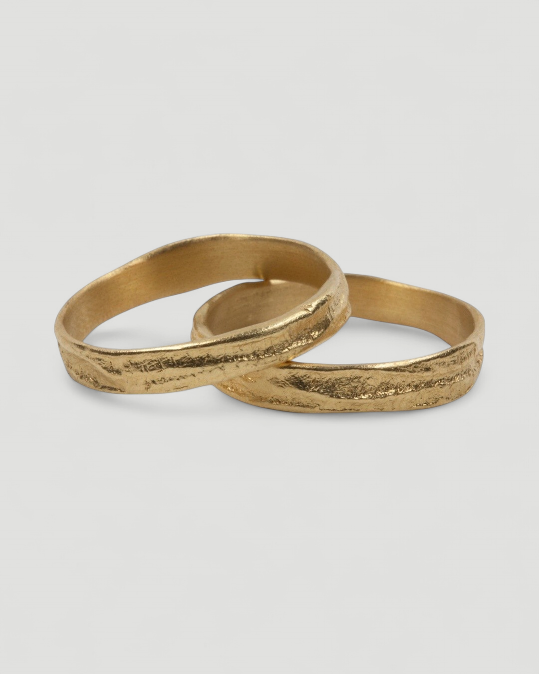 Zwei 750 Goldringe mit Struktur - Goldschmiede Krack