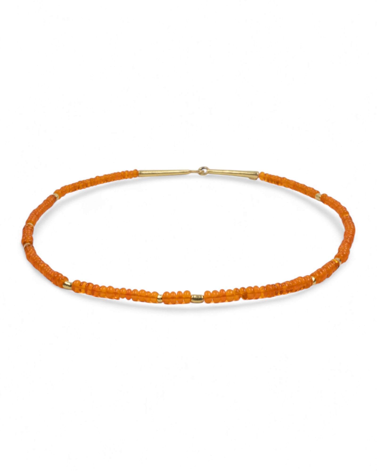 Edelsteinkette aus orangefarbenem Feueropal mit 750er Goldelementen und Hakenverschluss - Goldschmiede Krack