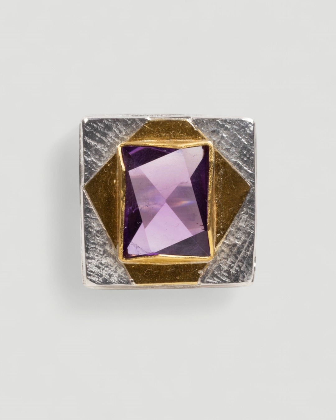 Großer lila Amethystring aus 999 Feingold und 925 Silber - Goldschmiede Krack