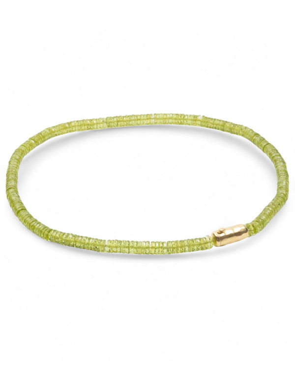 Grüne Peridotkette mit 750 Goldkastenschloss - Goldschmiede Krack - Trauringe & Unikatschmuck aus Deidesheim