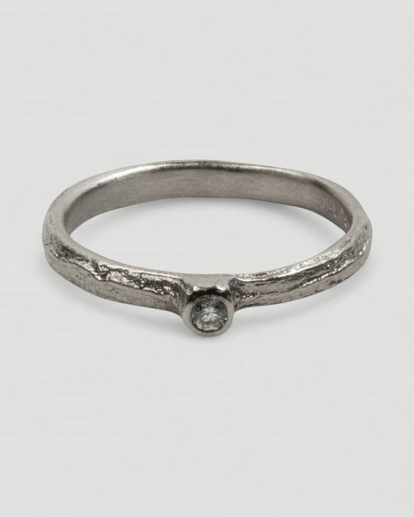 Zarter Verlobungsring mit Brillant aus 950 Platin - Goldschmiede Krack