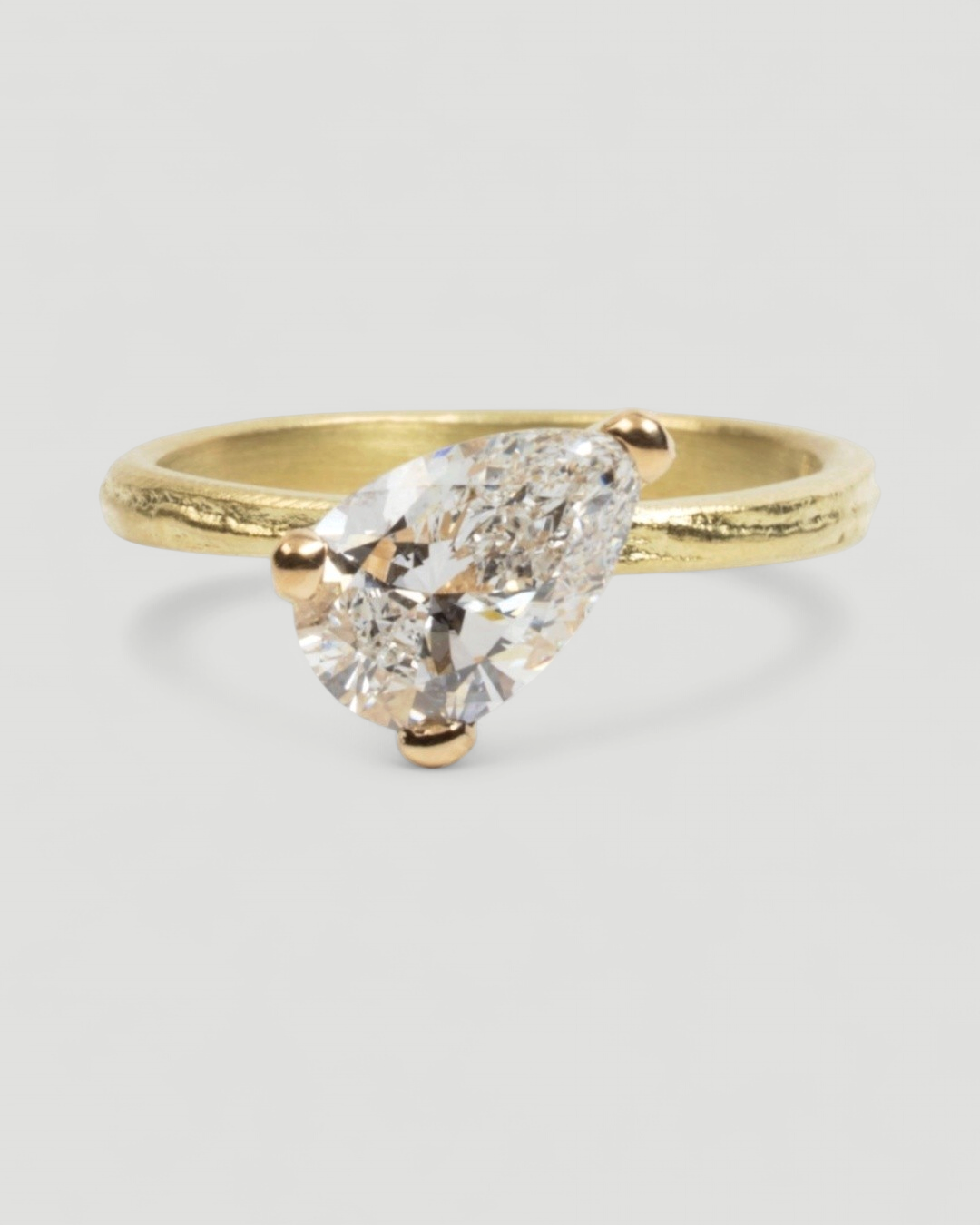 750 Gold-Verlobungsring mit LGD Pear Brillant (1.30 ct) - Goldschmiede Krack