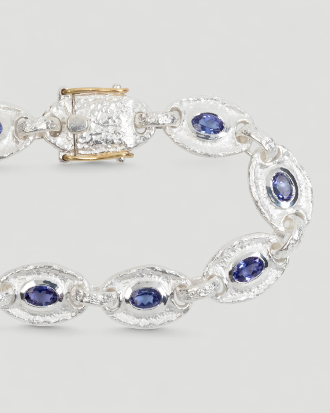 925 Silberarmband mit Tansanit (7.17 ct) und 750 Gold - Goldschmiede Krack