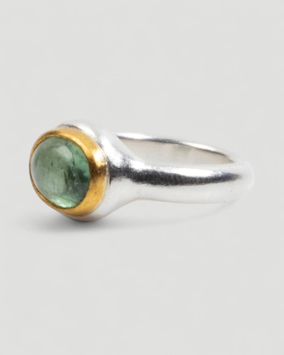 925 Silberring mit grünem Turmalin (3,31 ct) und 999 Feingold-Fassung - Goldschmiede Krack