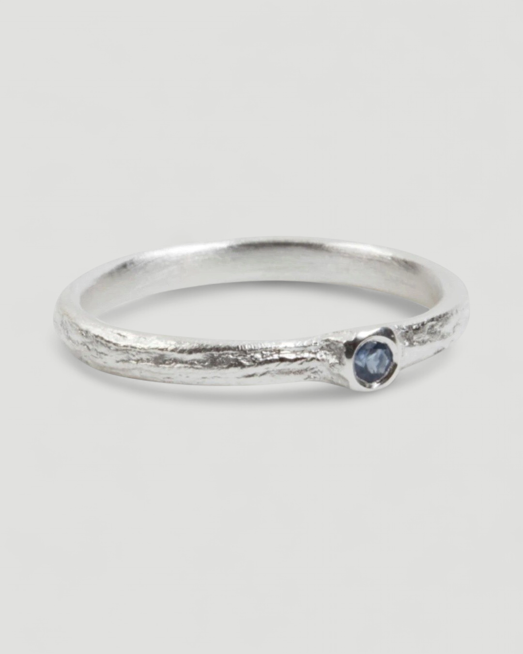 Bark 925 Silberring mit blauem Saphir (0,06 ct) - Goldschmiede Krack