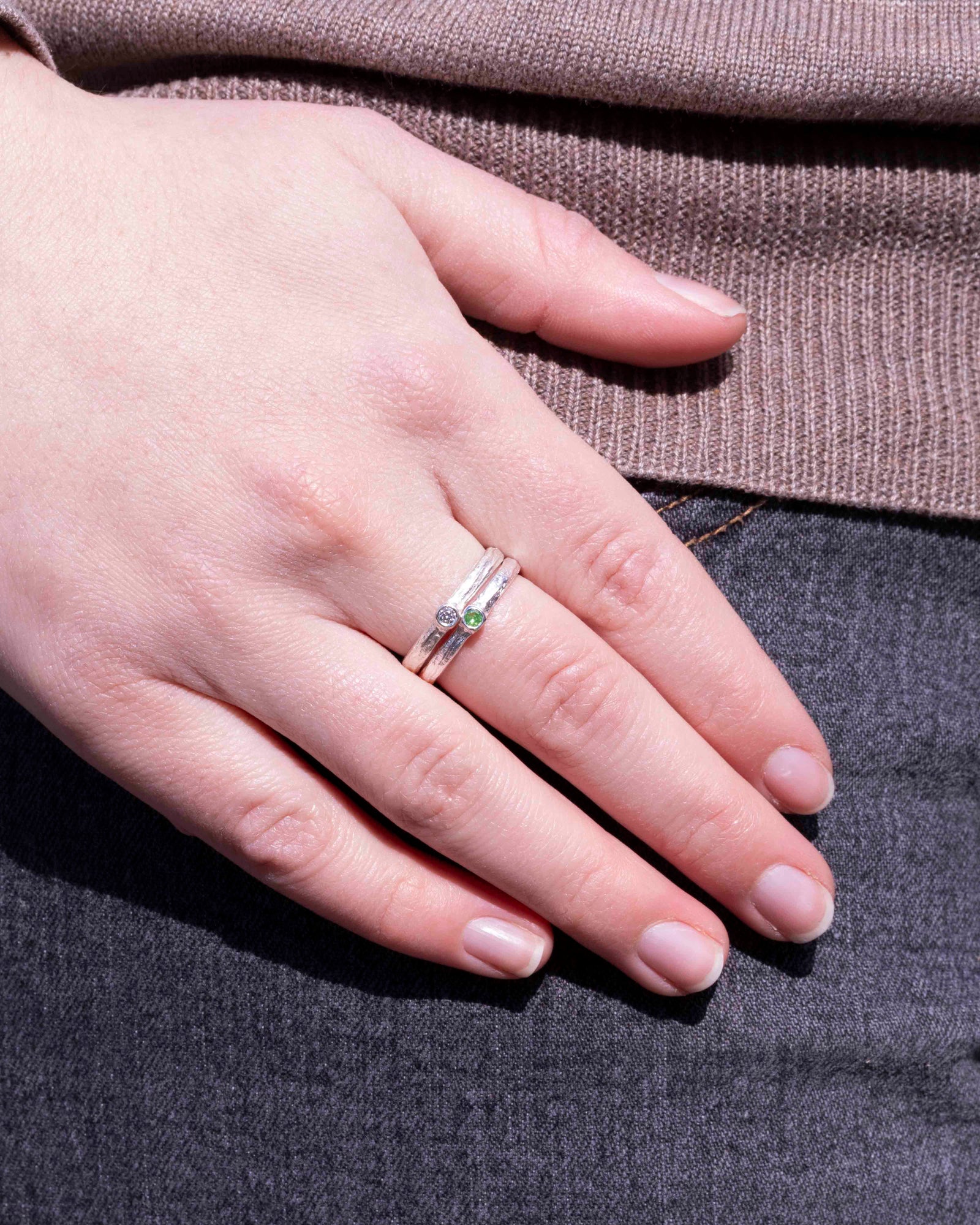 Bark 925 Silberring mit Tsavorit (0,06 ct) - Goldschmiede Krack