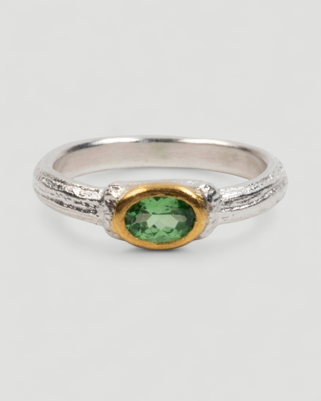Bicolor 925 Silberring mit grünem Tsavorit (0,46 ct) - Goldschmiede Krack