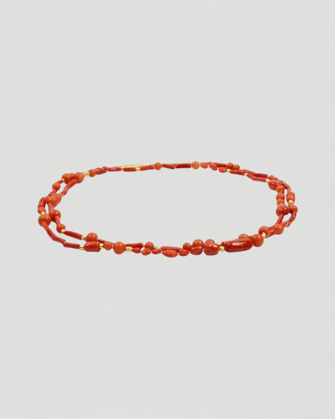 750 Gelbgold Halskette mit roter Koralle (140 ct) und Goldelementen - Goldschmiede Krack