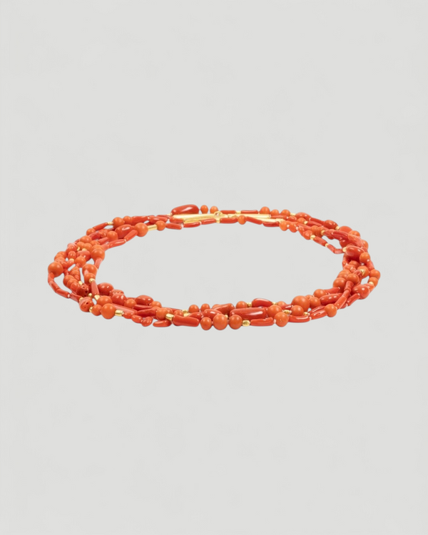 Bundle aus zwei roten Korallen-Ketten (310 ct) mit 750 Goldhäkchen und Goldelementen