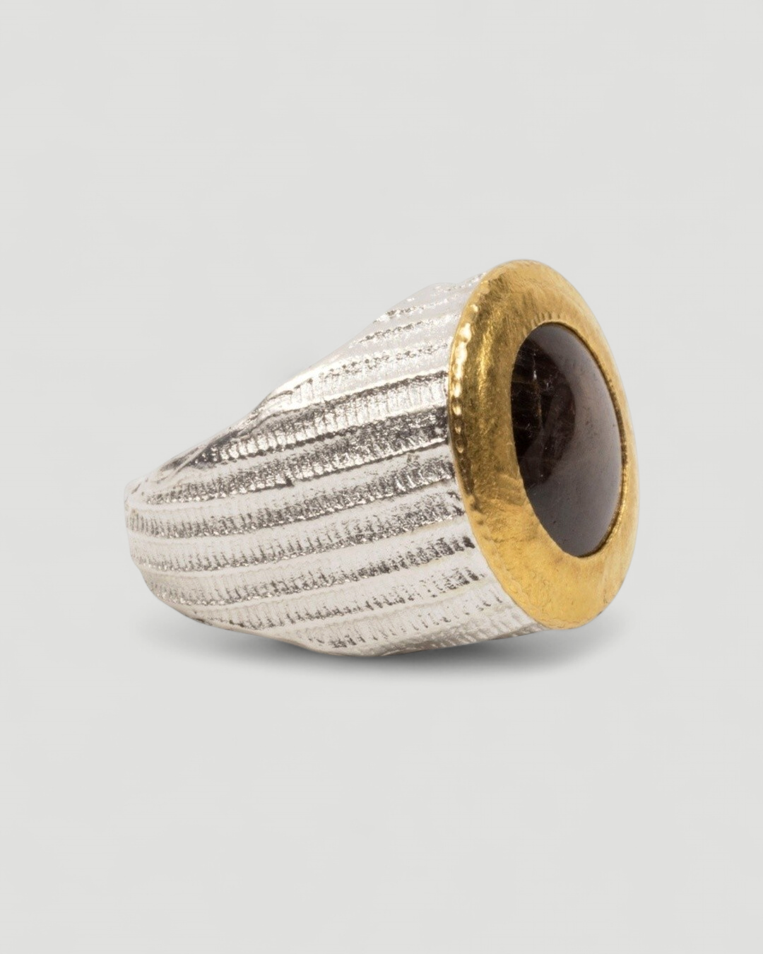 925 Silberring mit Sternsaphir (16,54 ct) und 999 Feingold - Goldschmiede Krack