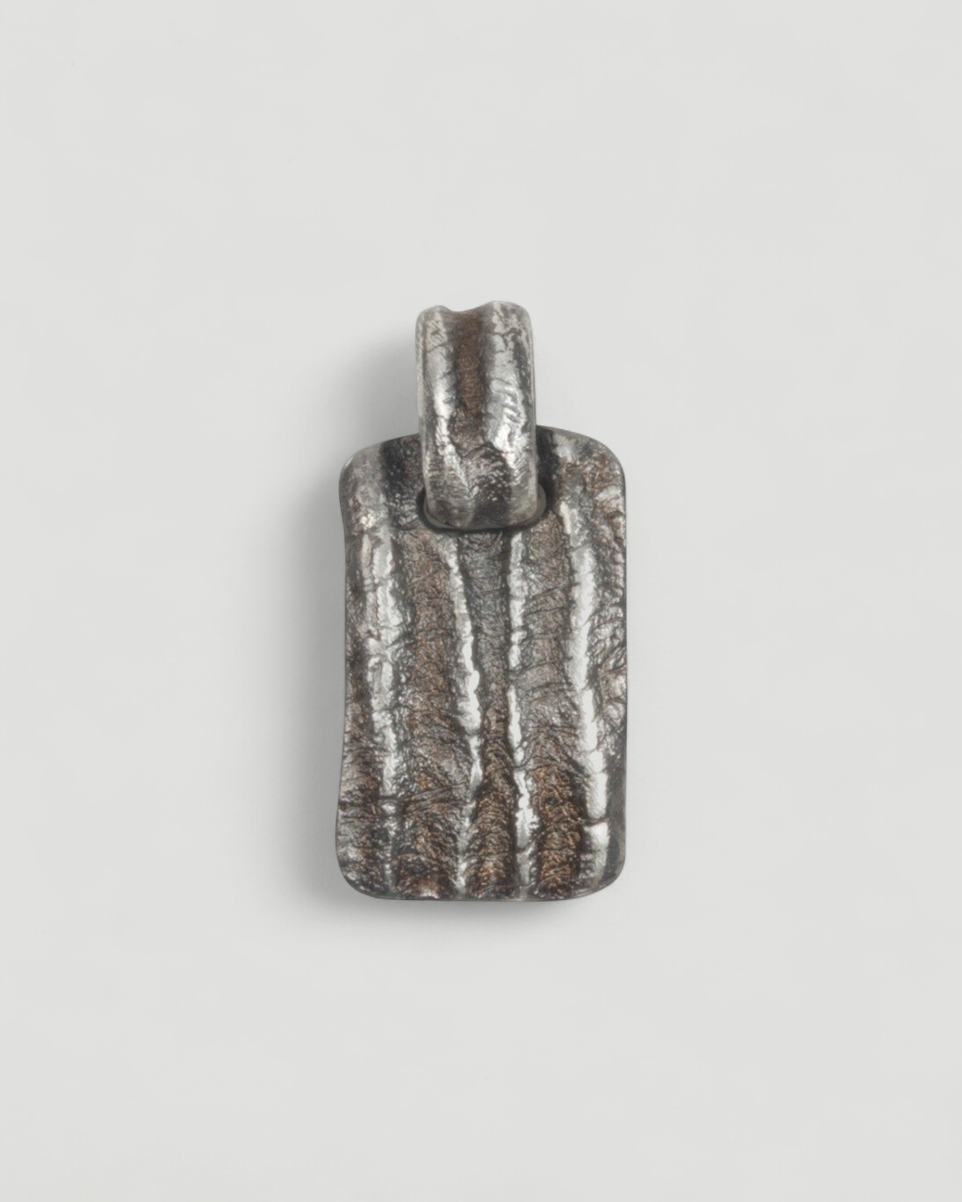 Schwarz rhodinierter "Doc-Tag Tarmac" Anhänger aus 925 Silber - Goldschmiede Krack