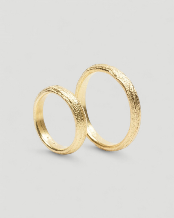 750 Gold Trauringe mit Aststruktur - Goldschmiede Krack